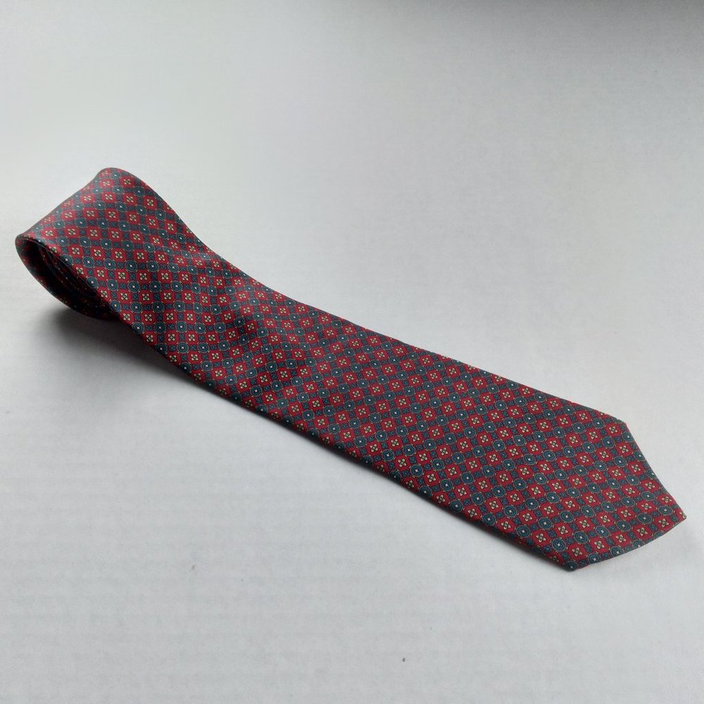 GUY LAROCHE Mens Tie Red and Gray Floral Print 100% Silk Classic
